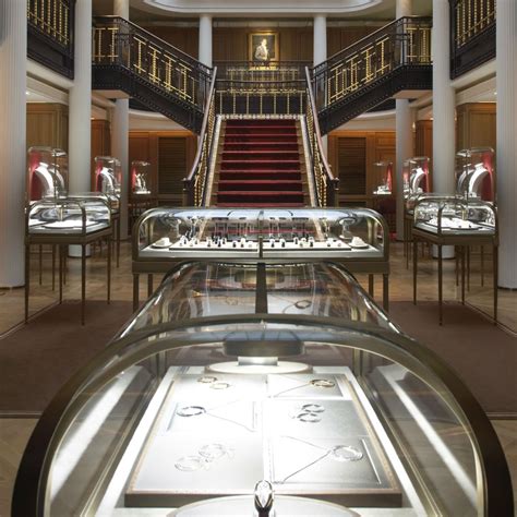 cartier paris flagship shop.